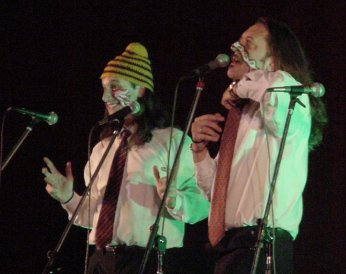 falta_y_resto_040903_07